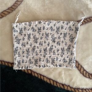 Garage White and Gray Smocked Top 💐